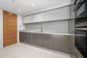 1, Beckett House, Westking Place, London WC1H 8AH