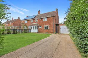 99, Greenway, Shefford SG17 5BL