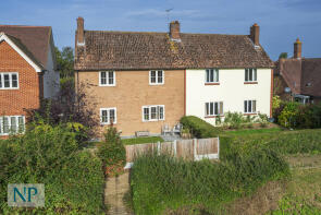 1, The Savilles, Gages Road, Sudbury CO10 7BU
