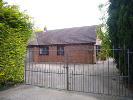 Wentworth, The Barracks, Swinefleet Road, Goole DN14 8AE