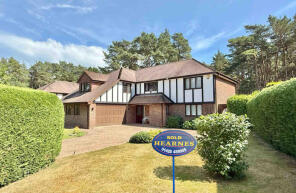 5, Egmont Close, Ringwood BH24 2DJ