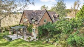 Wych Elm House, Wildhern, Andover SP11 0JE