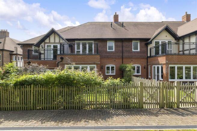 The Farthings, 4 Henderson Crescent, Leatherhead,