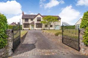 Abberley House, Droitwich Road, Martin Hussingtree WR3 8TE