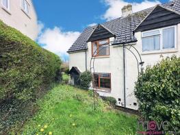 5, Victory Road, Whiteshill, Stroud GL6 6BD