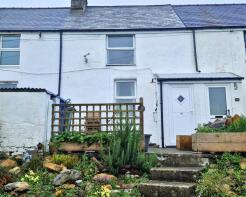 11, Fron Hyfryd Terrace, Pwllheli LL53 6NT