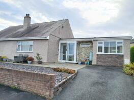 5 Rhydwen, Tan Y Cae, Bethel, Caernarfon LL55 1YA