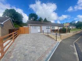 5, Creeton Road, Grantham NG33 4PR