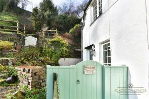 1, Woodside Cottages, Road Past Ham Waters Farm, Yelverton PL20 6HQ