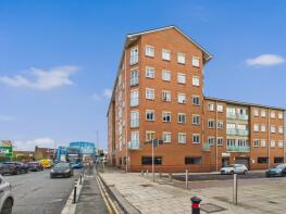 Flat 39, 10 Old Harbour Court, Wincolmlee, Hull HU2 8HZ