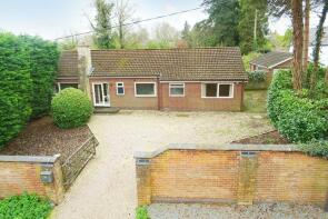 Pinetrees, Manor Road, Bitteswell LE17 4RZ