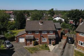 8, Robin Crescent, Lyme Green SK11 0LJ