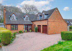 14, Parmington Close, Redditch B97 5YL