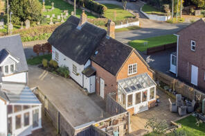 4, Marston Road, Buckingham MK18 3NP