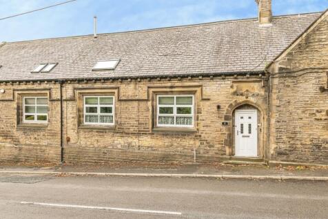 St. Johns Court, Holmfirth
