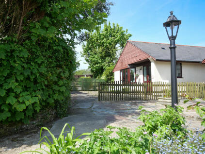 Trevalgas Cottages, Poughill
