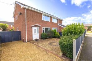 85, Longfield, Chirk, Wrexham LL14 5RE