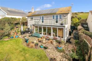 Bramleys, Cleveland Drive, Kingsbridge TQ7 4AY