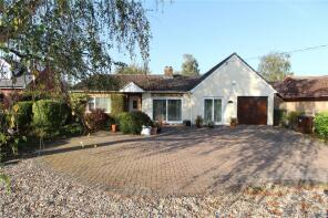Roslynne, Green Lane, Boxted CO4 5TR