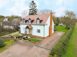Robins Rest, Moat Street, Halstead CO9 3AT