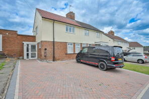 11, Oak Road, Stafford ST19 9HH