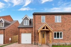 Springfields, Wixford Road, Alcester B49 6DA