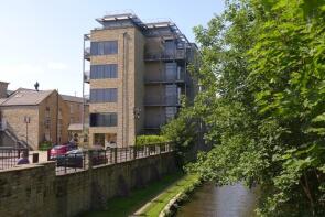 Apartment 176, 3 1535 The Melting Point, Commercial Street, Huddersfield HD1 3DN