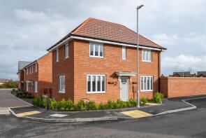 74, Kings Grove, Cranfield MK43 1AJ