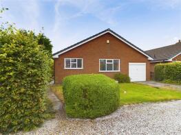10, Halton Chase, Westhead L40 6JR