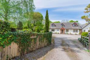 Plas Newydd, Lightwood Green, Overton LL13 0HT