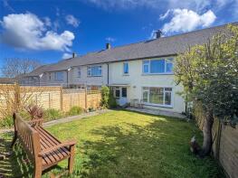 6, Treban Road, Penzance TR18 4QS