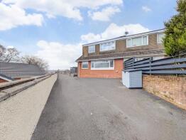 93, Shirley Drive, Heolgerrig, Merthyr Tydfil CF48 1SF
