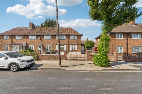 Bryony Road,
Shepherds Bush, W12