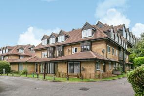 18, Palmer Court, Unadopted Roads Around Herts Training School, Crouchfields, Ware SG12 0PR