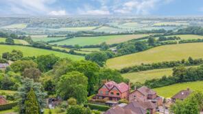 2, Chiltern View Close, Princes Risborough HP27 0ND