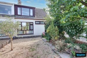 17, Newleaze Park, Melksham SN12 8PL