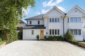 73, Bathurst Walk, Iver SL0 9EF