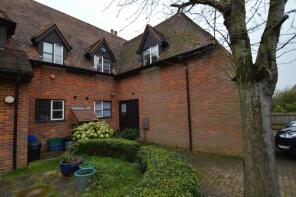 6, Lenborough Court, Woolstone, Milton Keynes MK15 0BX