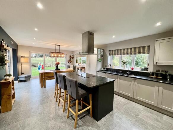 Kitchen/Living