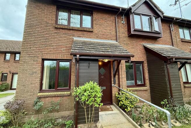 37 Jackwood Green