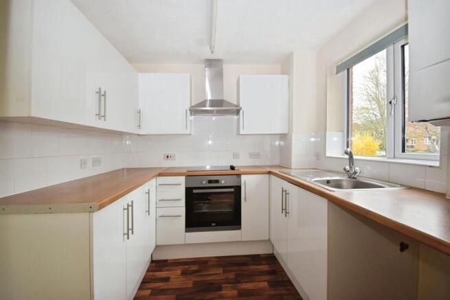 19 Oakland Close,...