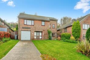 6, Bayhams Field, Sharpthorne RH19 4PZ