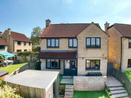 18, The Chestertons, Bathampton, Bath BA2 6UH