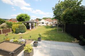 Roseleigh, Queen Street, Gomshall GU5 9LY