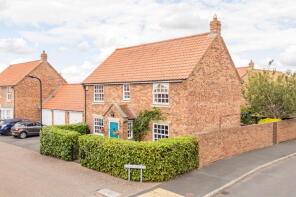 2, Sykes Court, Wheldrake, York YO19 6GE