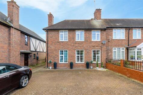 Addison Way, Northwood