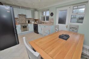 16, Goshawk Way, Lincoln LN4 4GL