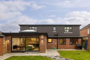 27, Lyndhurst Crescent, Scholes, Leeds LS15 4BR