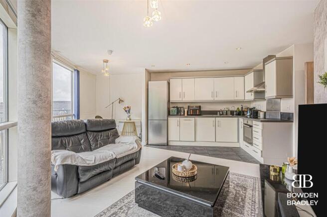 Living Room/Kitchen