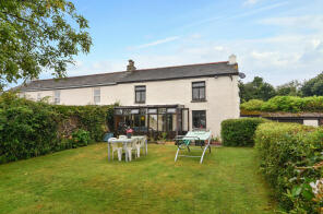 Sun Villa, Road From Sunny Corner To Cusgarne Hill, Sunny Corner, Truro TR4 8SE
